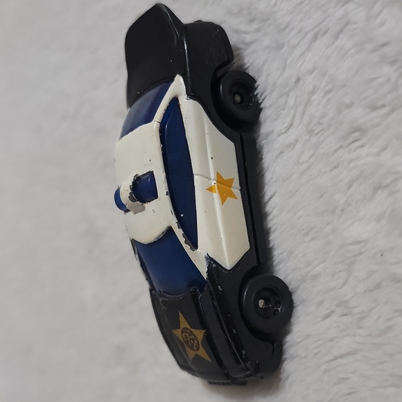 Vintage 1993 Hot Wheels police car - Picture 3 of 6